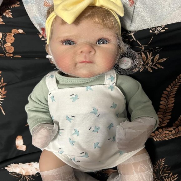 🆕18-Inch Realistic Baby with Blonde Hair and Weighted Cloth Body Toddler Girls - Picture 3 of 13